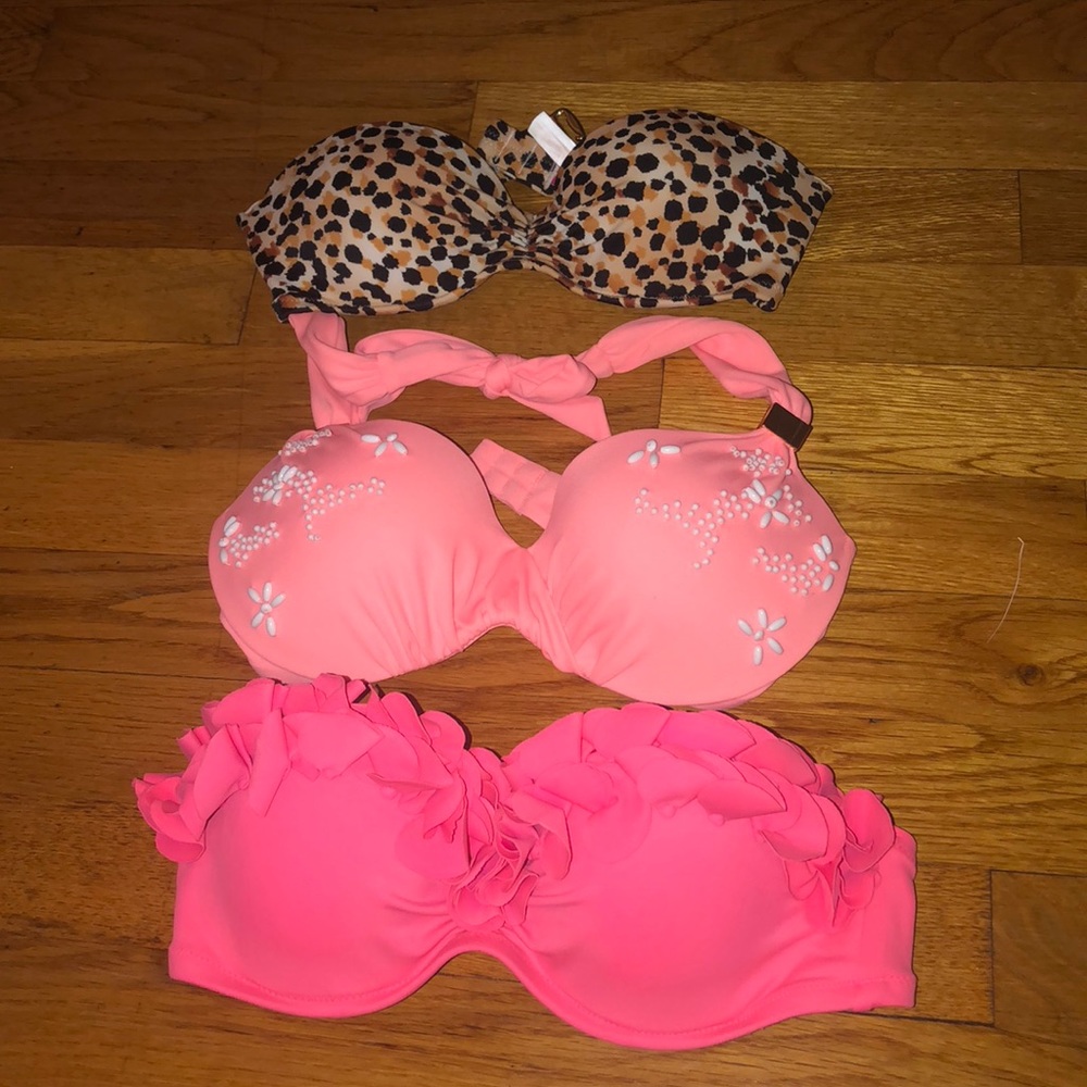 32A Victoria’s Secret bathing suit top bundle